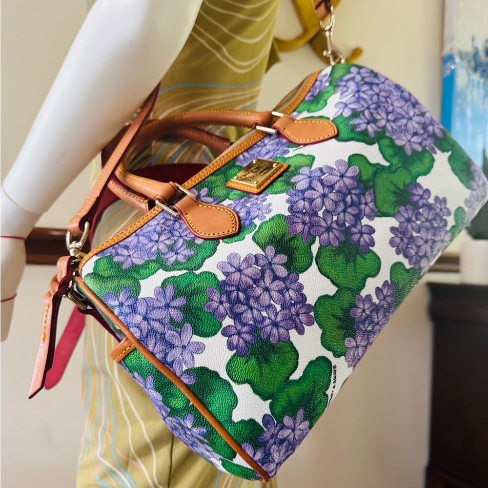 DOONEY & BOURKE FLORAL HYDRANGEA SATCHEL BAG